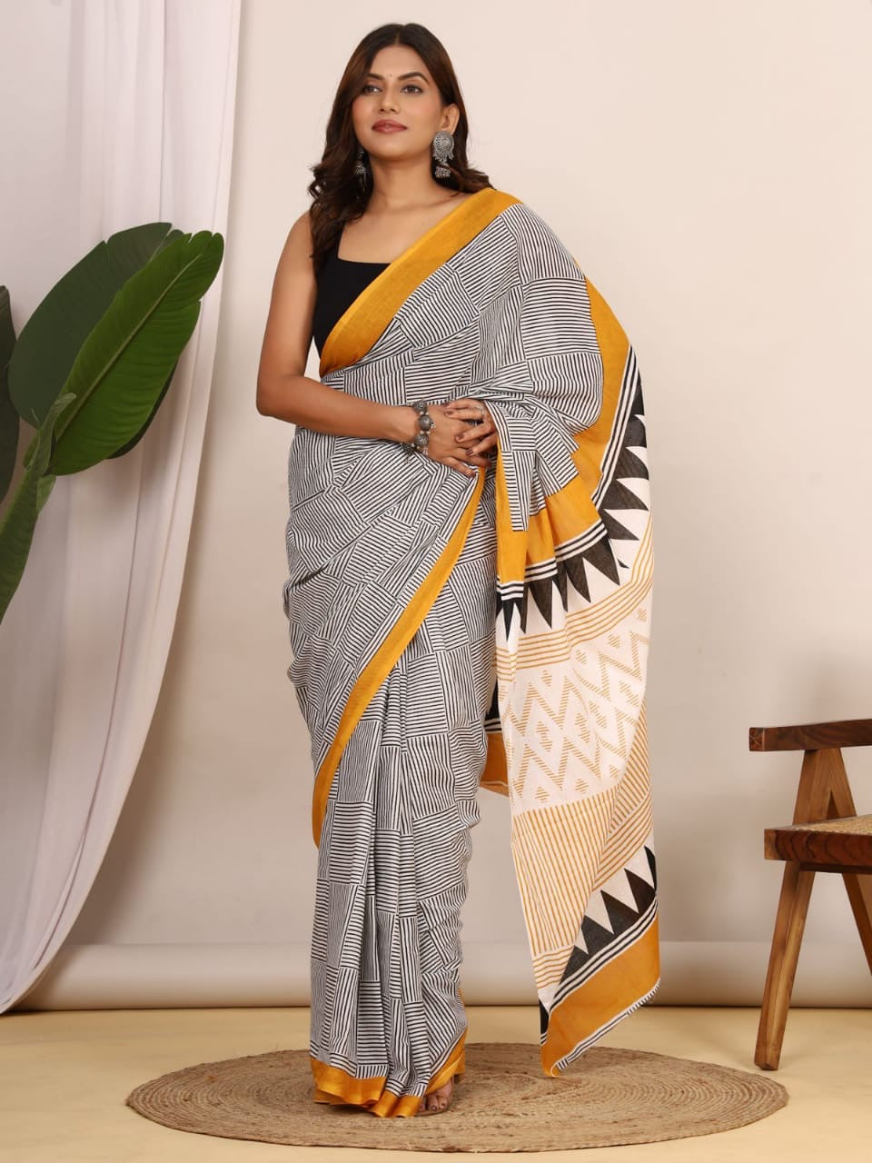Bold Geometric Handblock Cotton Saree – Radhyacollection