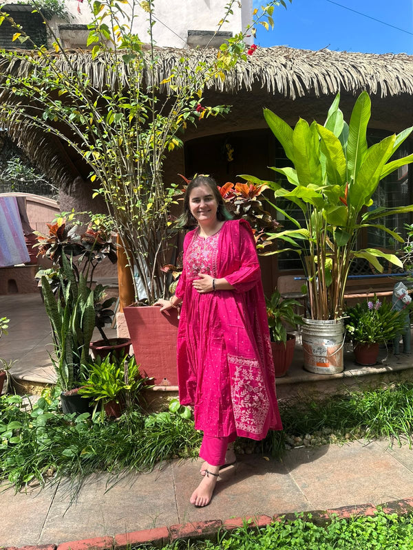 krupakaran :- My wife is supper happy with the comfort the material feels premium and it’s now her go-to outfit.