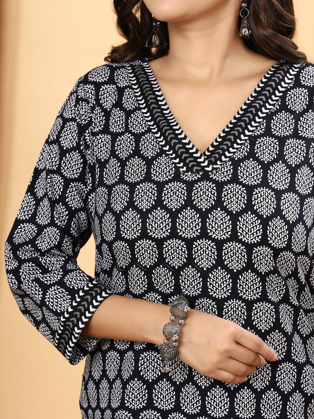 Black & White Jaipuri Handblock Print Cotton Short Kurti