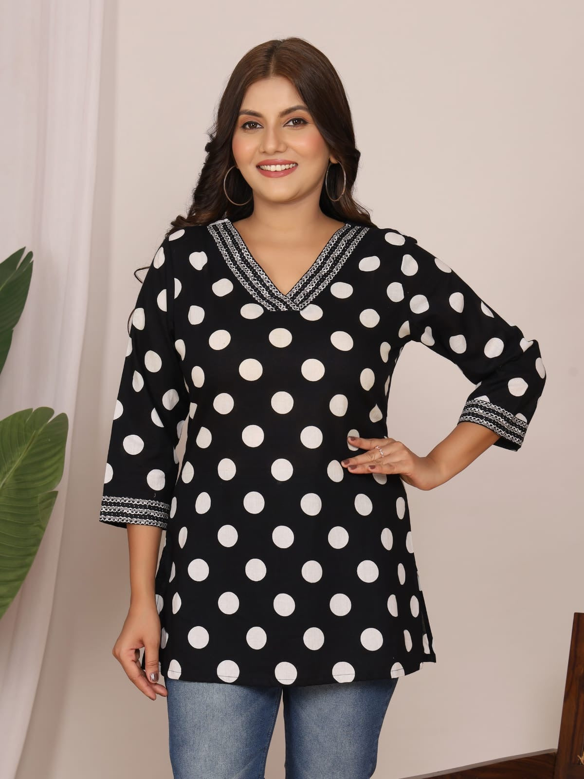 Black Polka Dot Cotton Short Top – Radhya