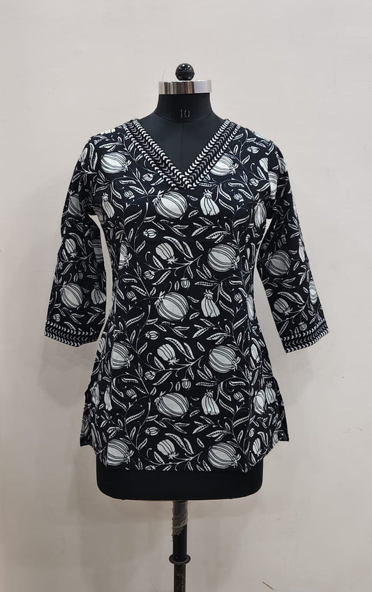 Black Leaf Print Cotton Short Top – Radhya