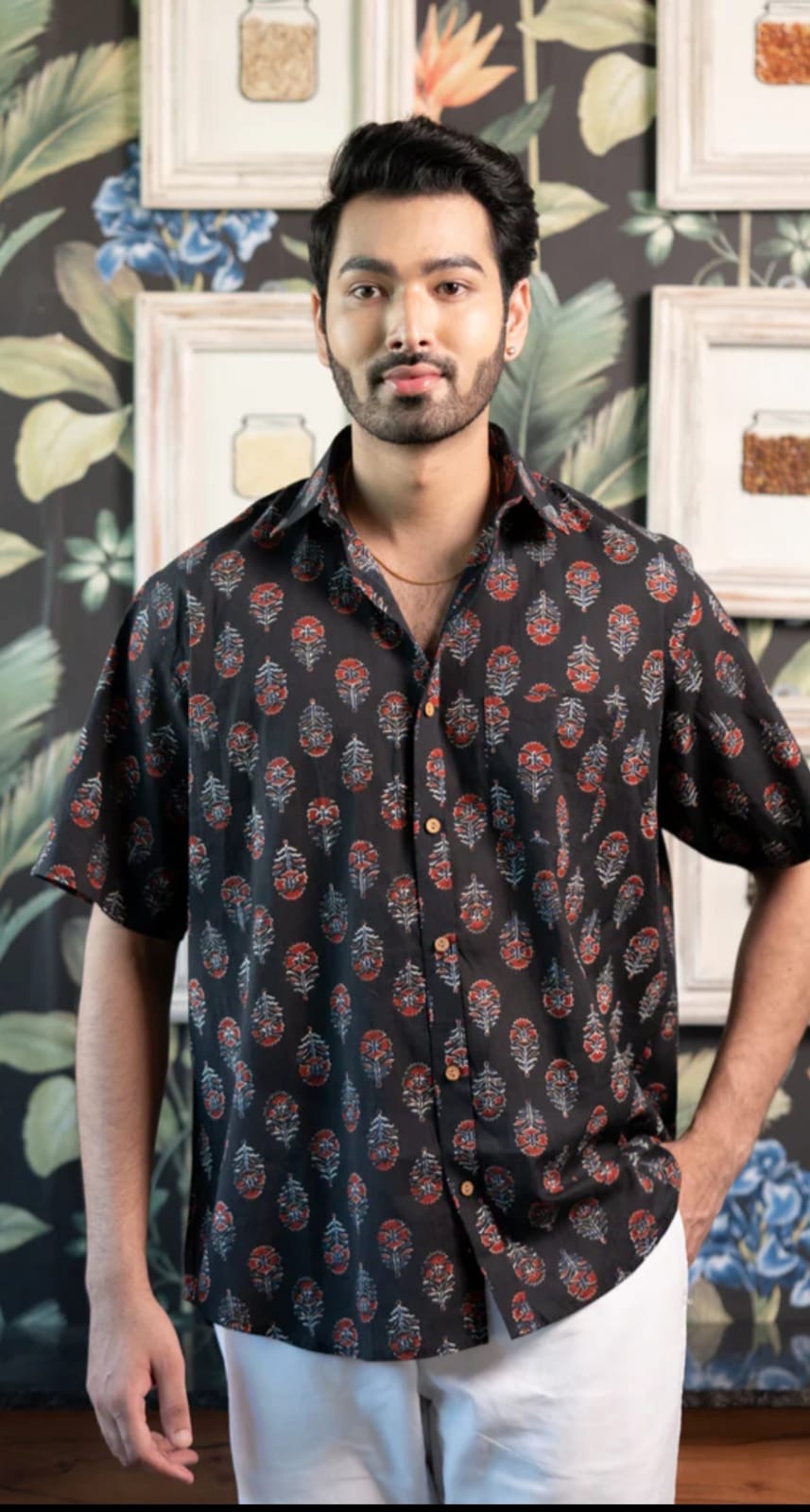 Black Red Buti Cotton Printed Half Sleeve Shirt – Radhya