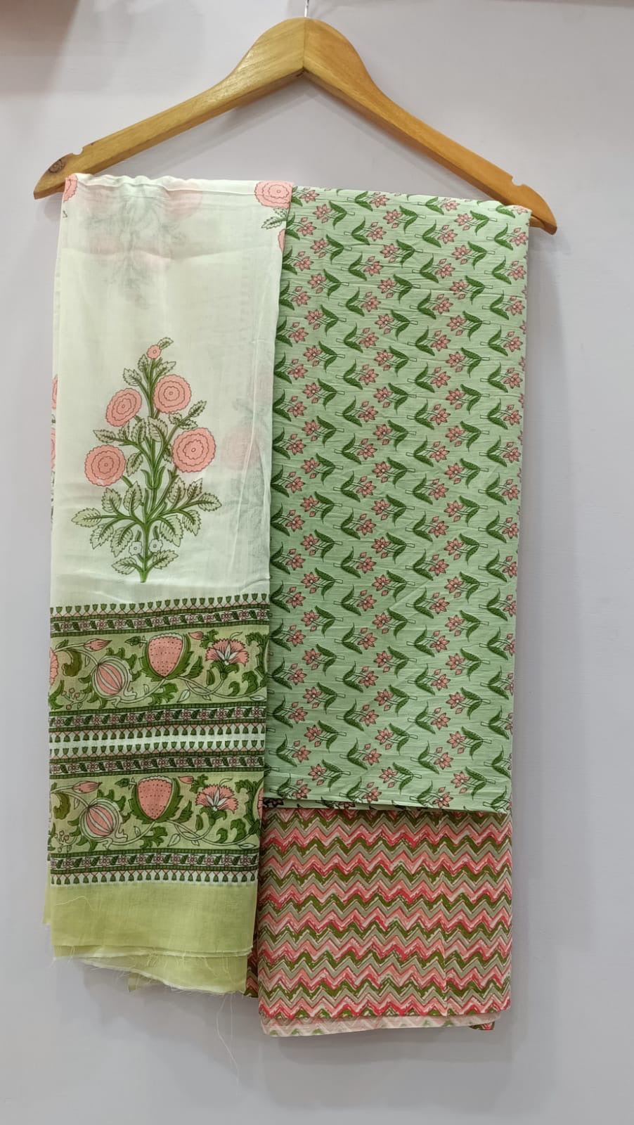 Ivory & Green Vine Stripe Floral Print Unstitched Cotton Suit with Mulmul Dupatta – Radhya