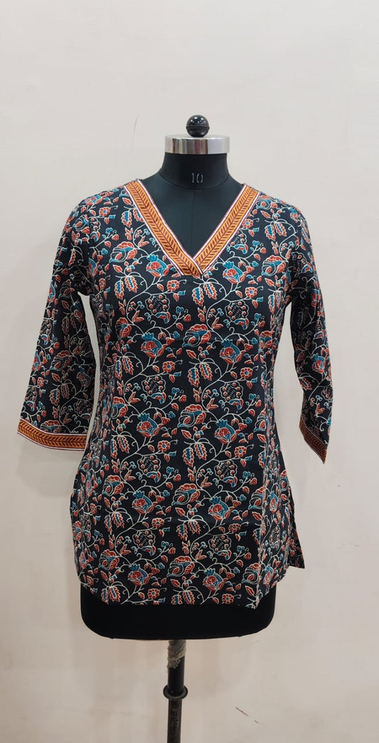 Black & Teal Floral Cotton Short Top – Radhya