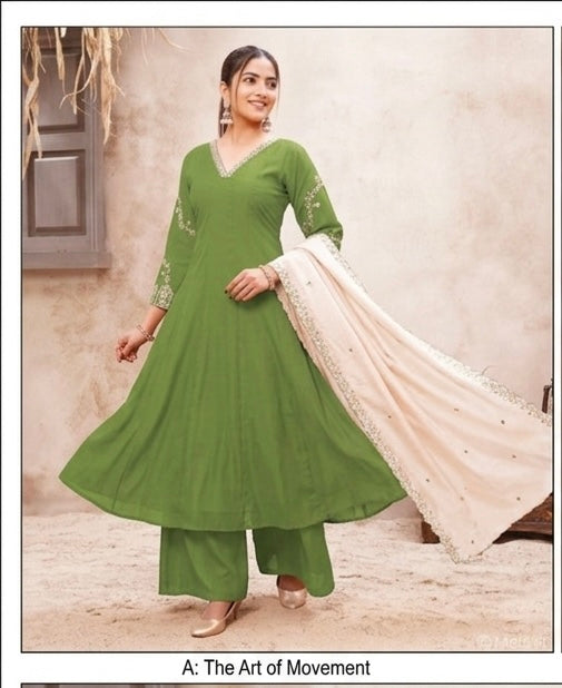 Aavya" Olive Embroidered Mehendi Set