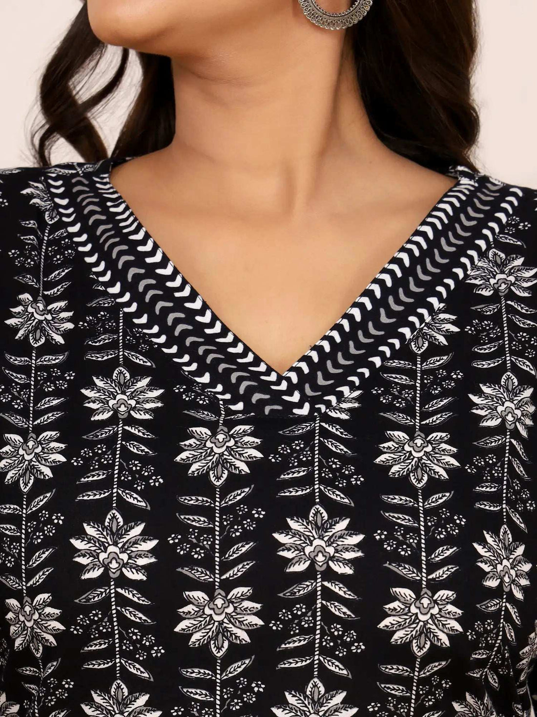 Handblock Printed Black & White Cotton Short Kurti/Tunic